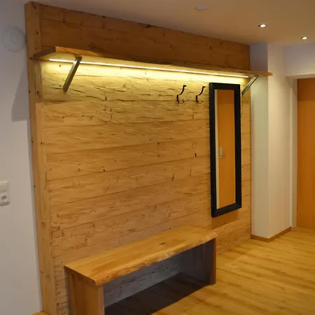 Familienappartement Waldstueberl 아파트