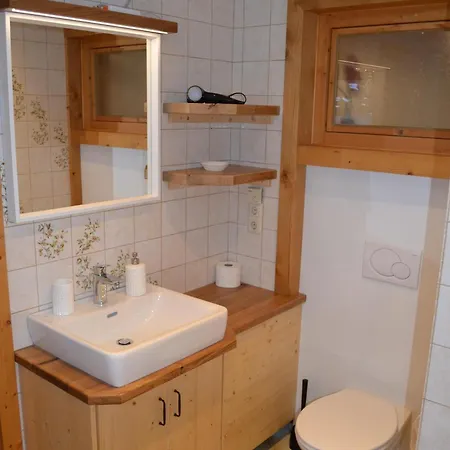 Familienappartement Waldstueberl 아파트 Mitterkleinarl