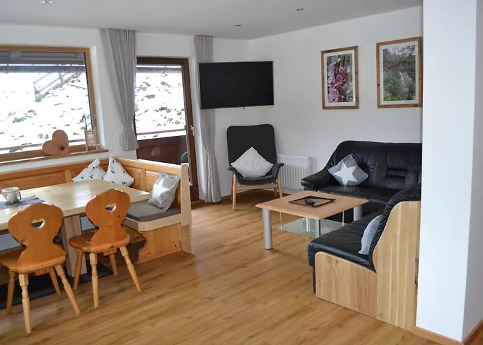 Familienappartement Waldstueberl アパート *
